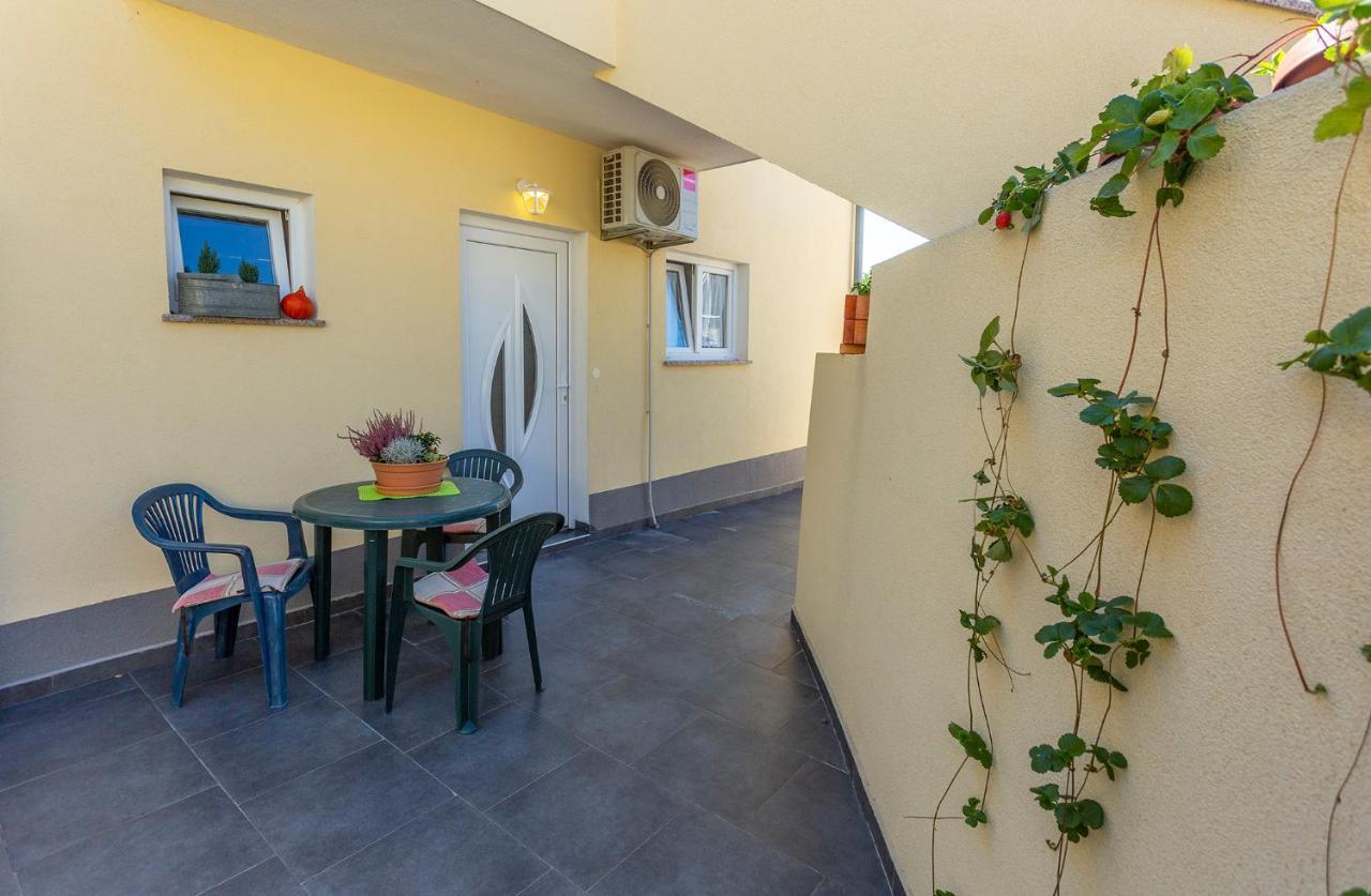 Apartments Dalida Grobnik  Exterior foto